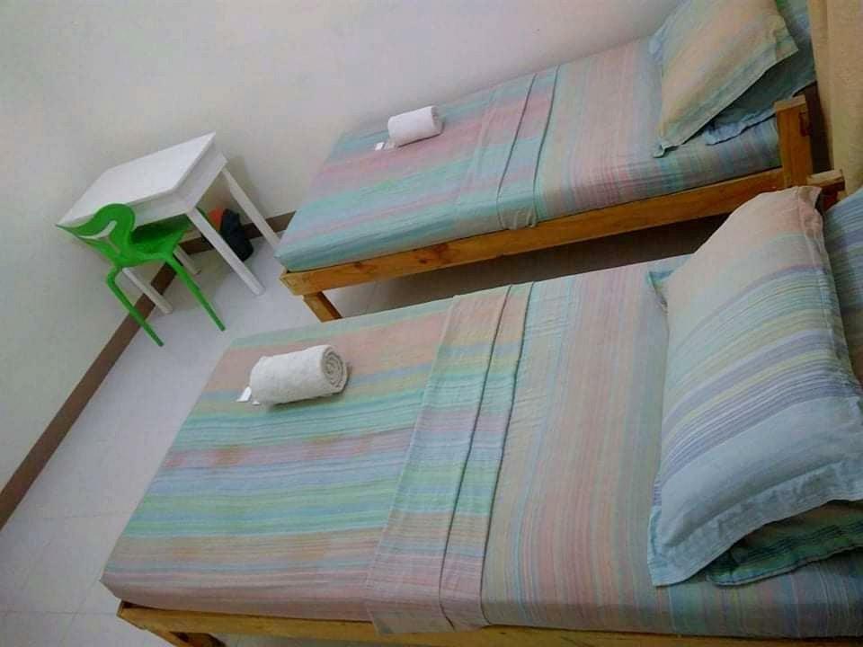 Yuj Inn - Quezon City Eksteriør billede